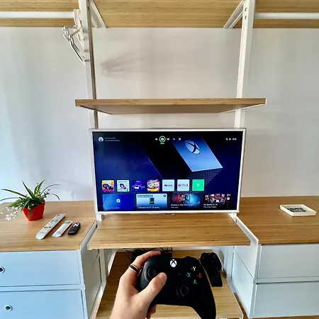 Апартаменти Serenity - Close To The *